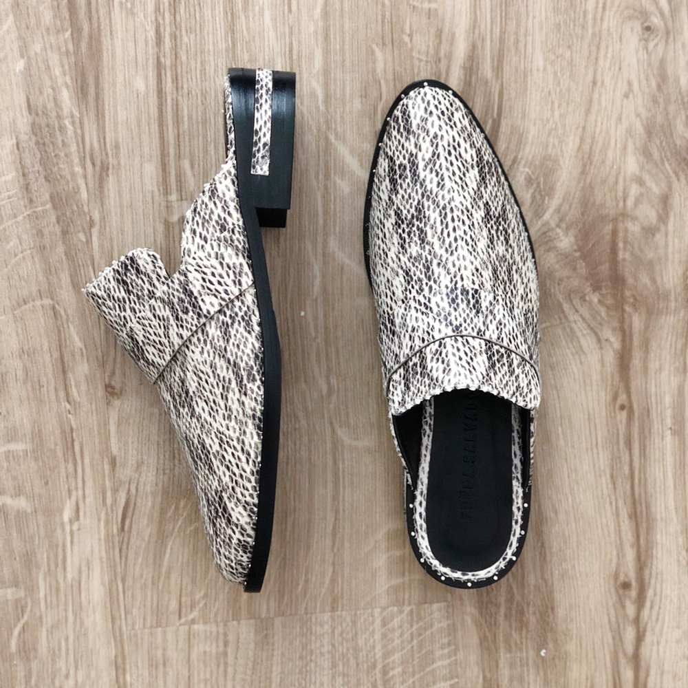 NEW Freda Salvador KEEN mules in snake croc